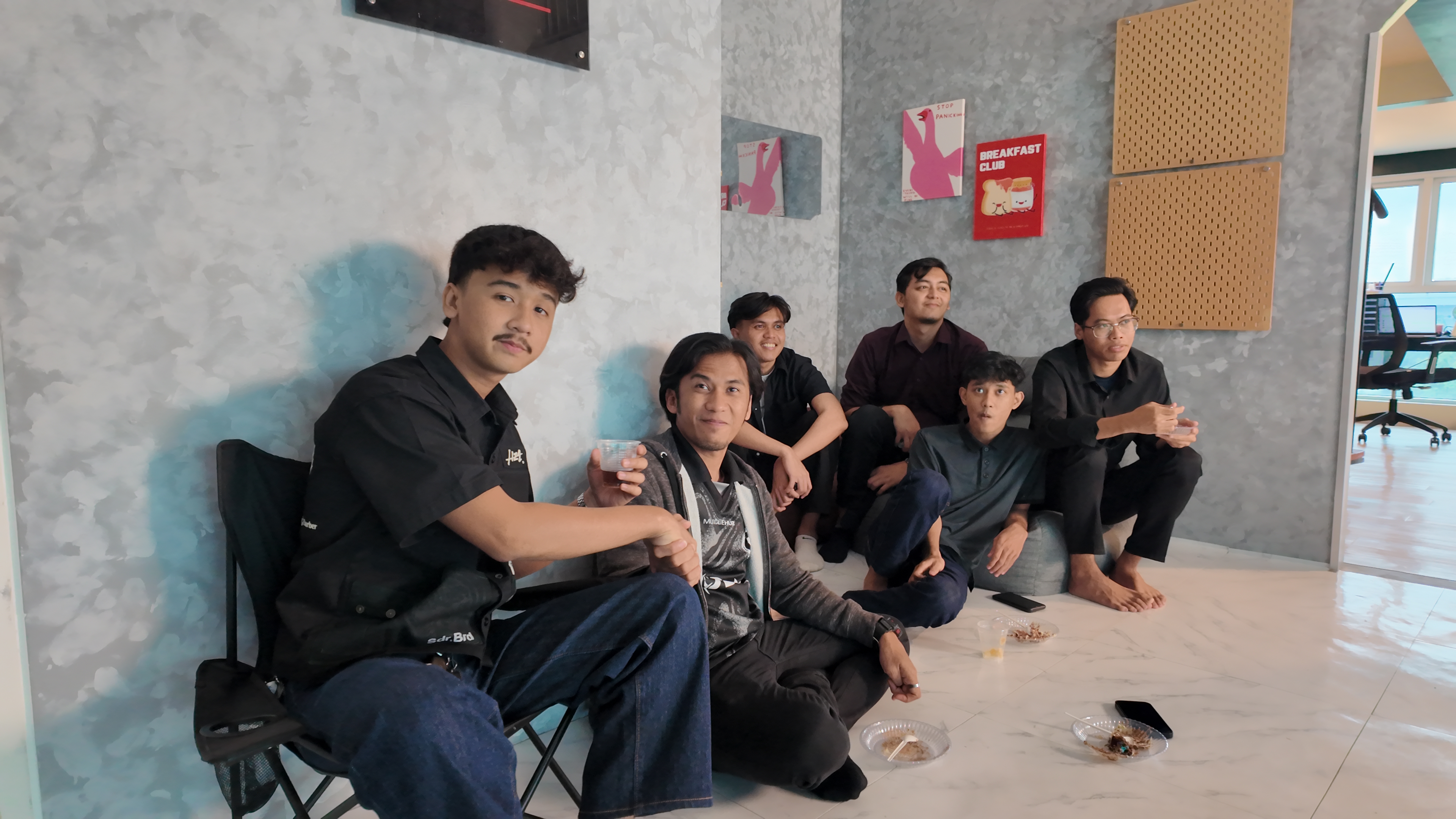 A Vello community meetup with Malaysian freelancers and creators